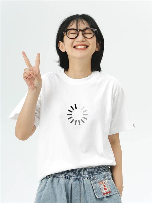 Loading logo T-shirt
