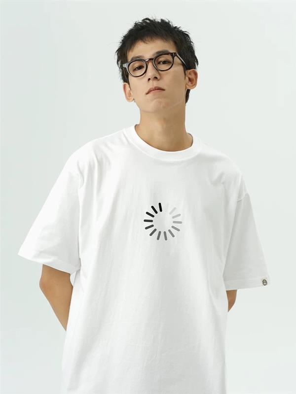 Loading logo T-shirt