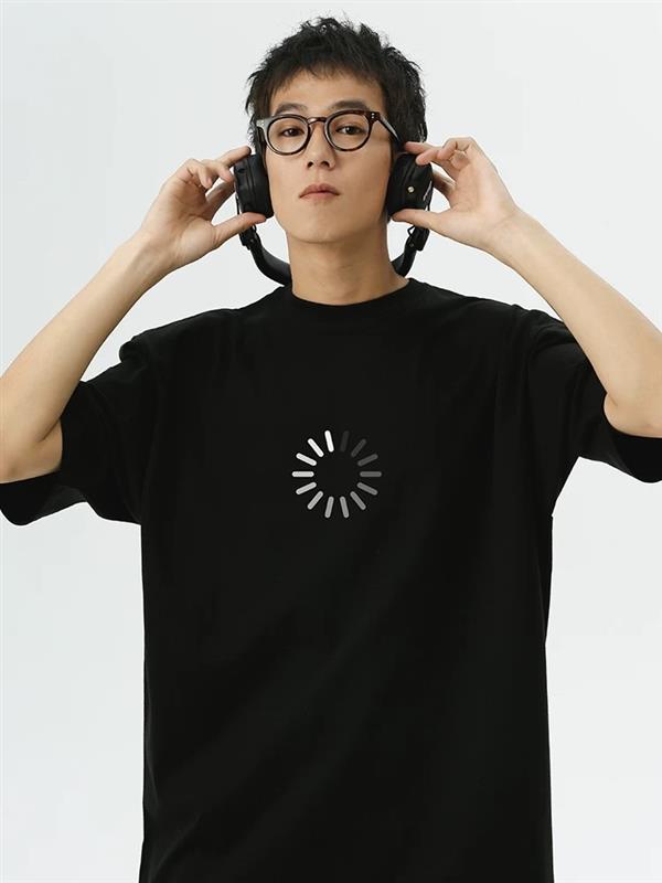 Loading logo T-shirt